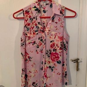 Women’s sleeveless blouse